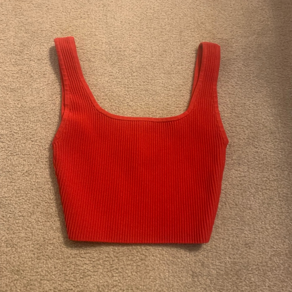 Aritzia Sculpt Tank